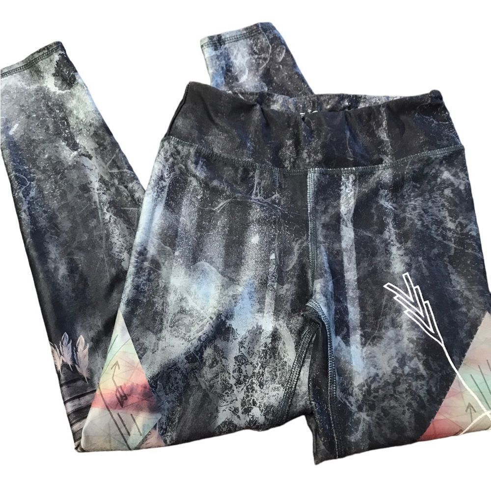 Evolution and Creation Activewear size CS workout pants like new see pics